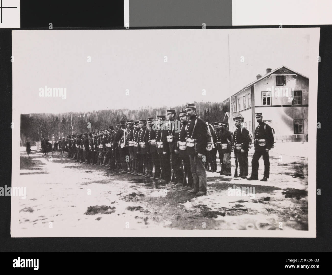 Oppstilte soldater n. nb digifoto 20160415 00269 bldsa EYDE00128 Foto Stock