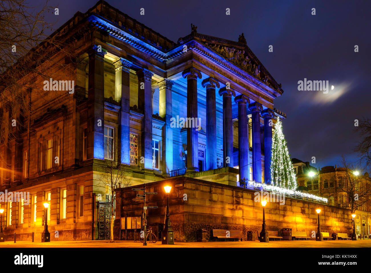 Preston harris del museo e biblioteca illuminata a natale Foto Stock