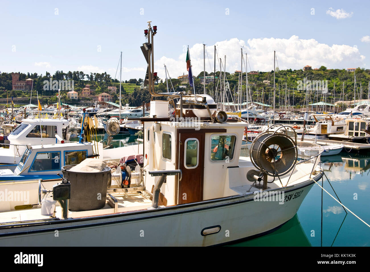 L'Italia, Liguria, Varazze, marina yacthing Foto Stock