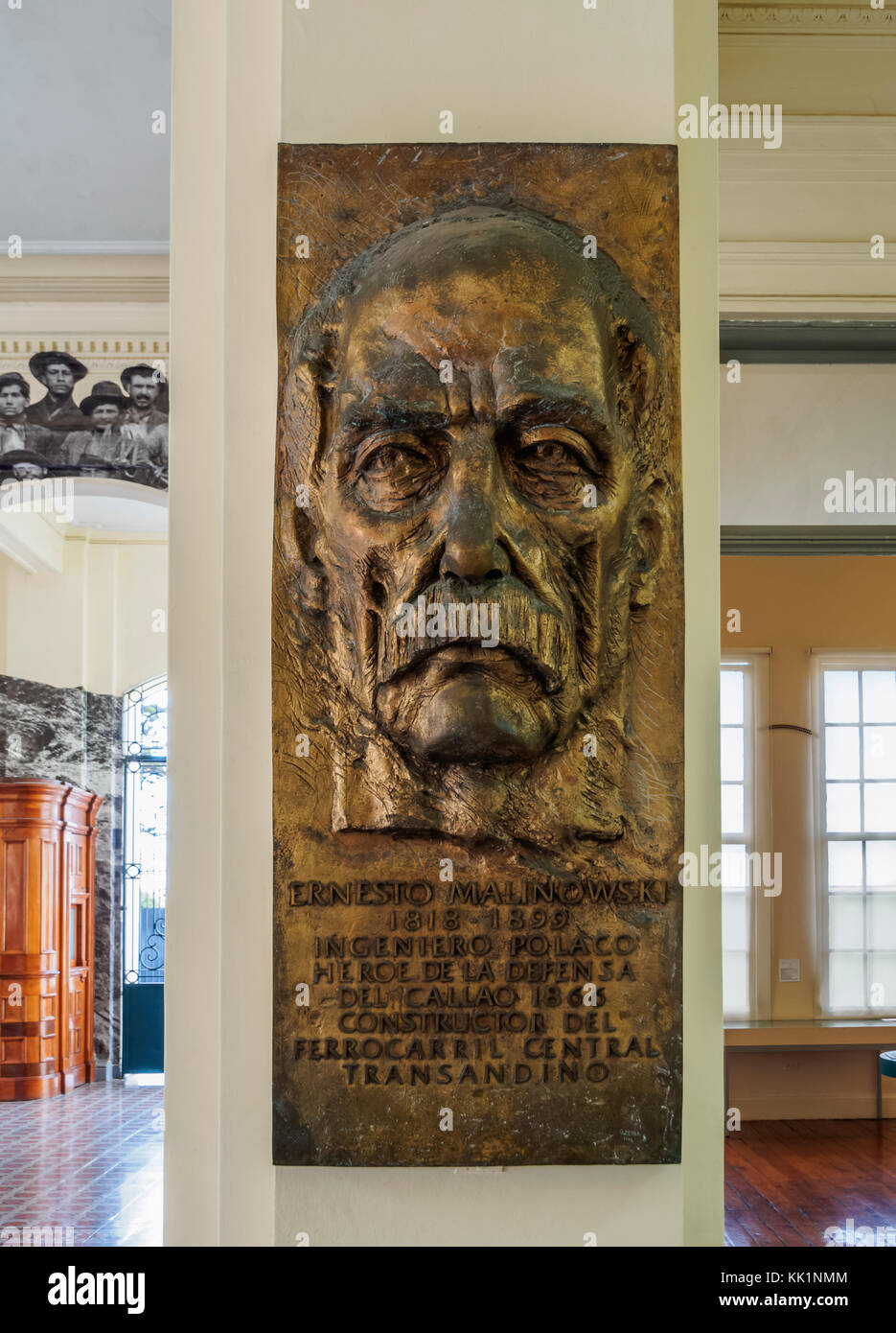 Ernest Malinowski Memorial, Casa della Letteratura peruviana, ex stazione ferroviaria di Lima, Perù Foto Stock
