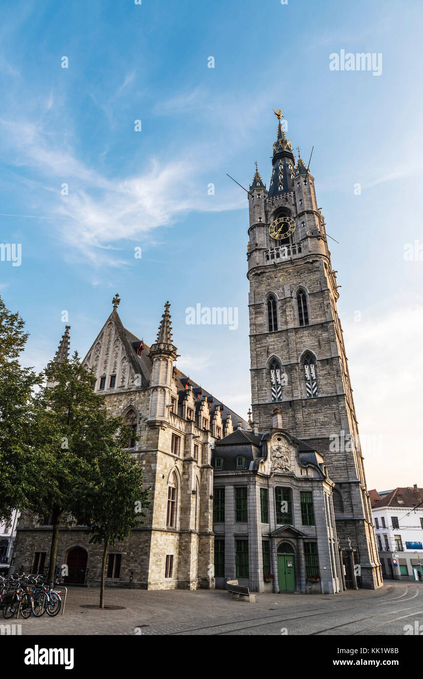 Il campanile belfry chiamato nella città medievale di Gand in Belgio Foto Stock
