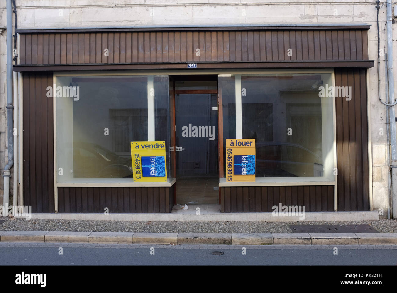 Centro storico di Pons in Charente Maritime, Francia Foto Stock