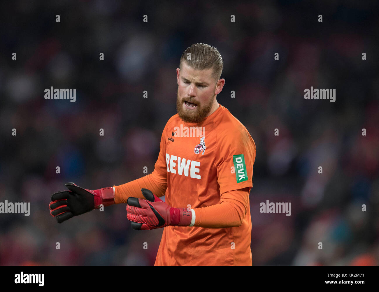 Koeln, Germania. 26 novembre 2017. Il garante Timo HORN (K) wuetend, deluso, Fussball 1. Bundesliga, 13 anni. Spieltag, FC Cologne (K) - Hertha BSC Berlin (B), AM 26.11.2017 a Koeln/Germania. |utilizzo del credito mondiale: dpa/Alamy Live News Foto Stock