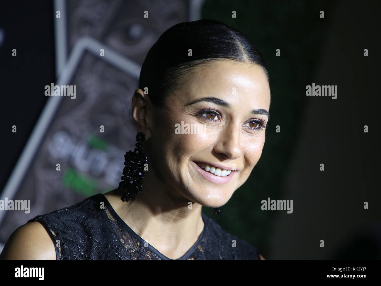 Hollywood, Ca. 28th novembre 2017. Emmanuelle Chriqui, in occasione della seconda Stagione "Shut Eye" di Hulu al Magic Castle di Hollywood, California, il 28 novembre 2017. Credito: Faye Sadou/Media Punch/Alamy Live News Foto Stock