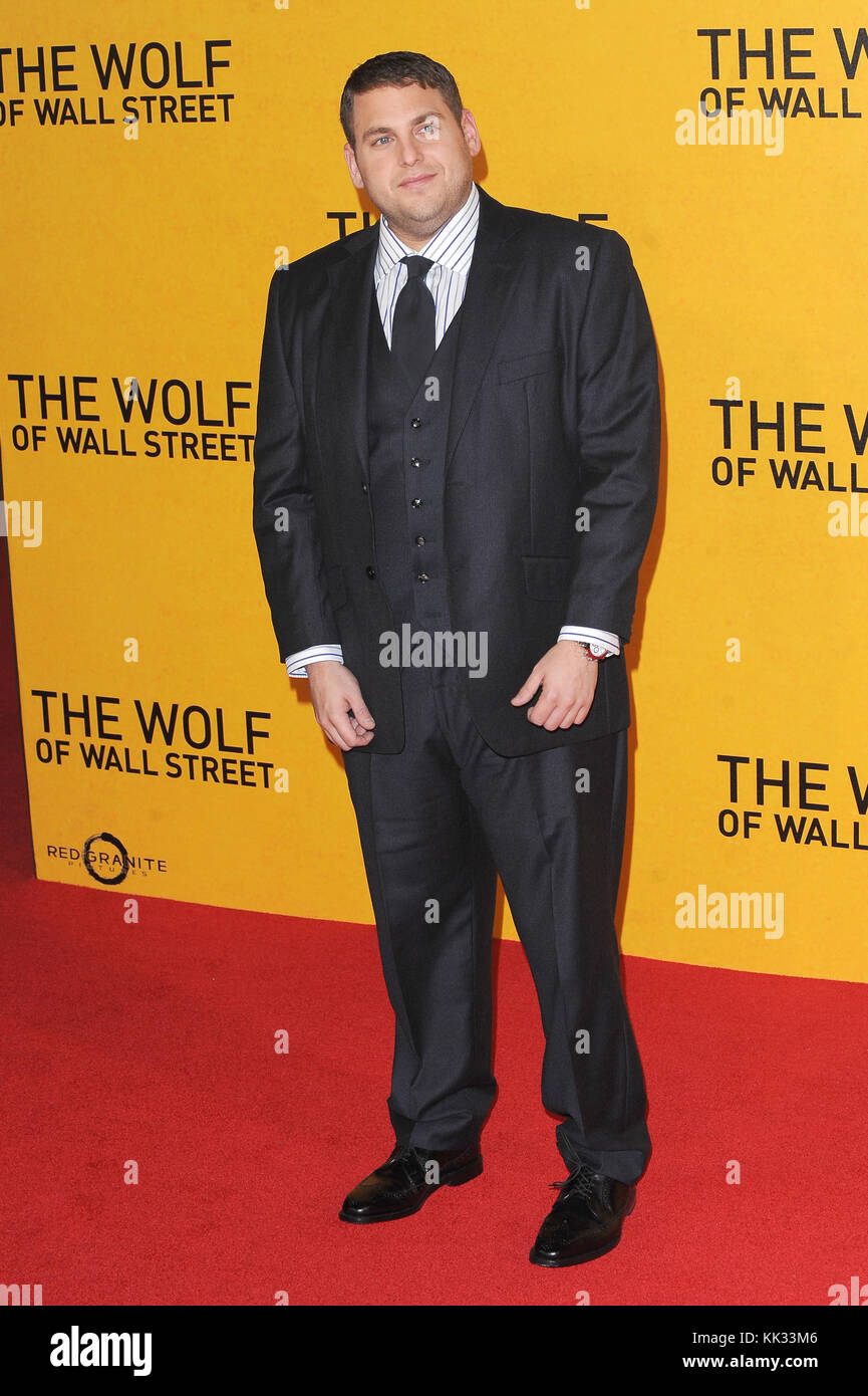 La collina di Giona assiste il lupo di Wall Street UK premiere di Odeon Leicester Square a Londra. 9 gennaio 2014 © Paul Treadway Foto Stock