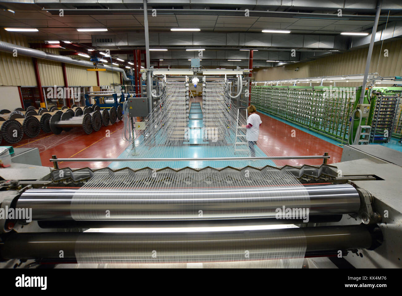 Badinieres (sud-est della Francia): Porcher fabbrica di tessitura, orditura workshop. La fabbricazione appartiene a Porcher Industries, specializzata nella svil Foto Stock