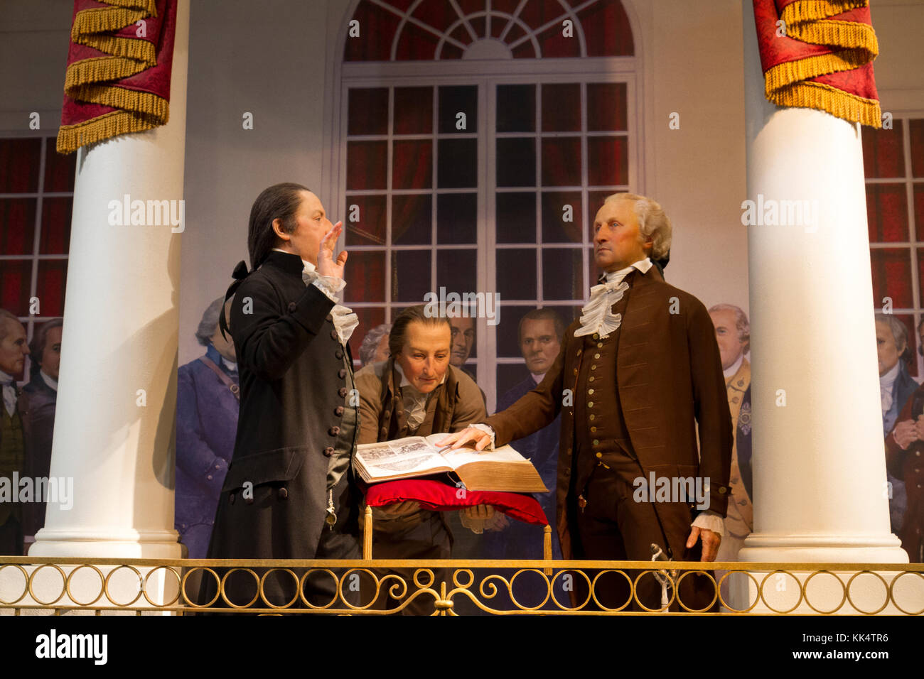 Diorama del Presidente George Washington essendo giurato in 1789, Donald W. Reynolds Museo sul Mount Vernon Estate Alexandria, VA, Stati Uniti d'America. Foto Stock