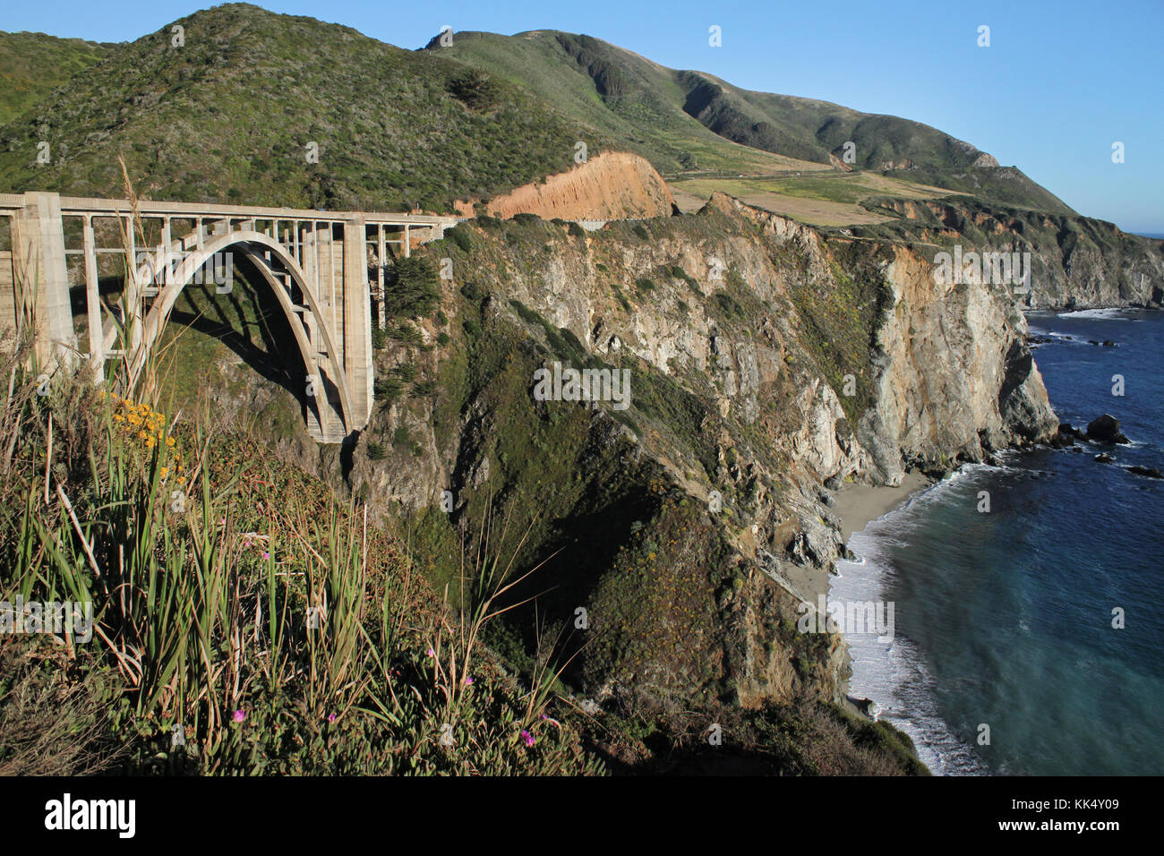 Ponte lungo la Highway 1 in California Foto Stock