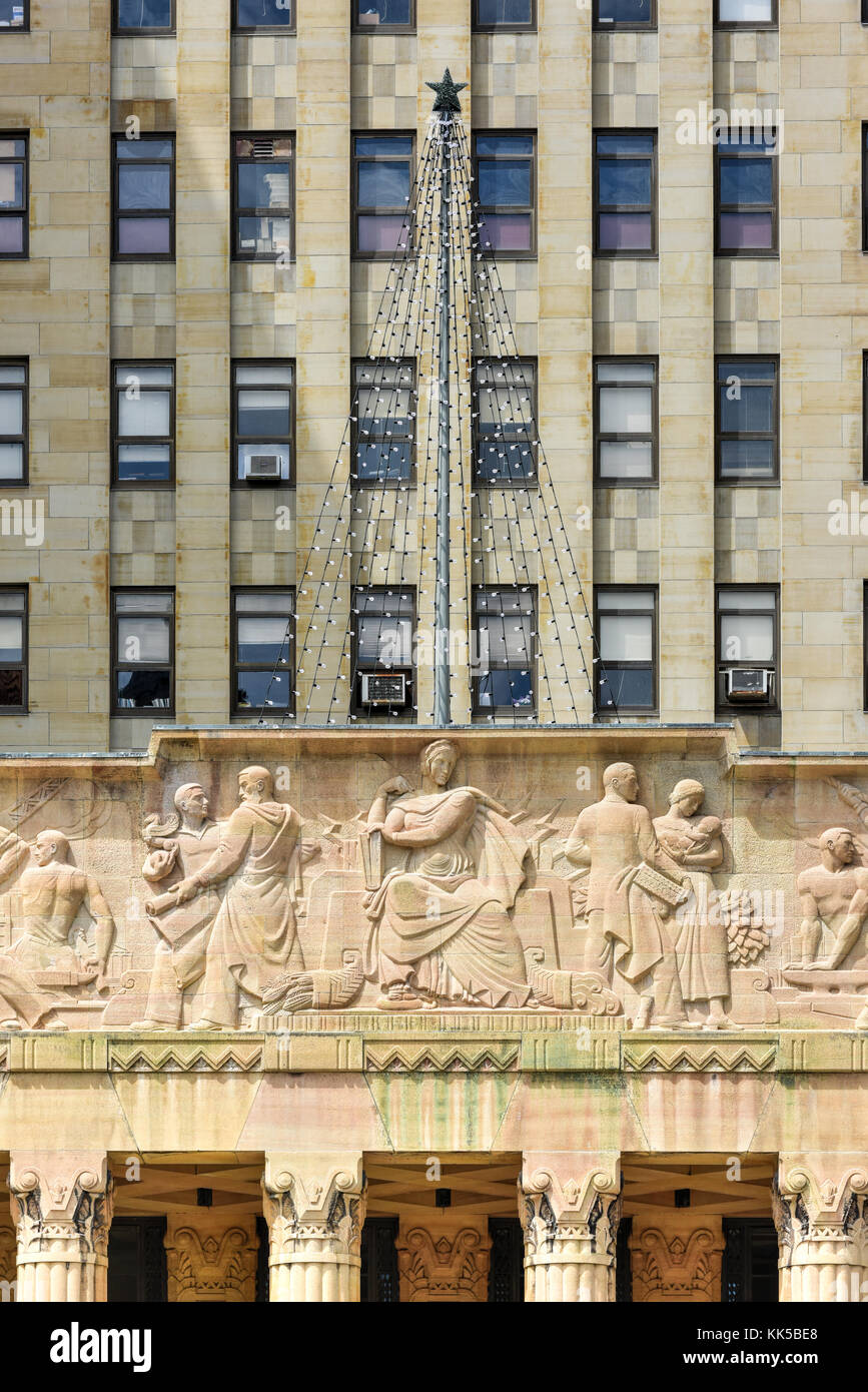 Buffalo city hall, la sede per il governo municipale della città di Buffalo, New York. Situato a 65 niagara square, il 32 storia edificio art deco wa Foto Stock