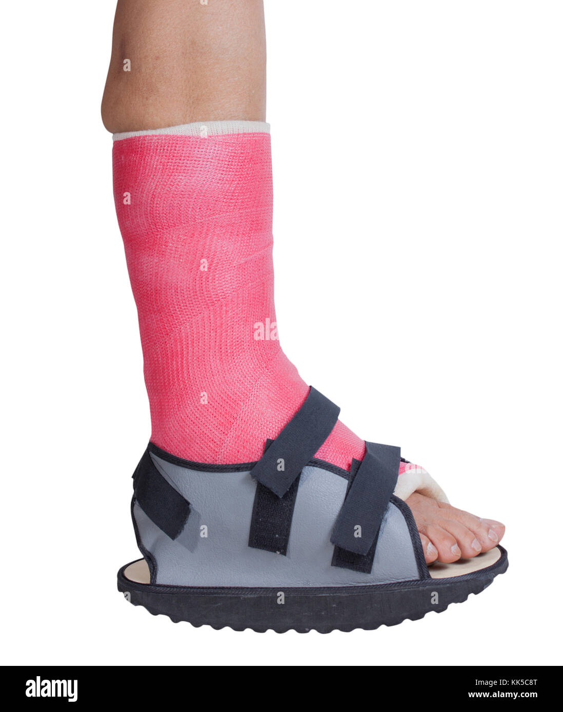Stecca del piede trattamento di lesioni da spruzzi di caviglia, isolato su  bianco Foto stock - Alamy