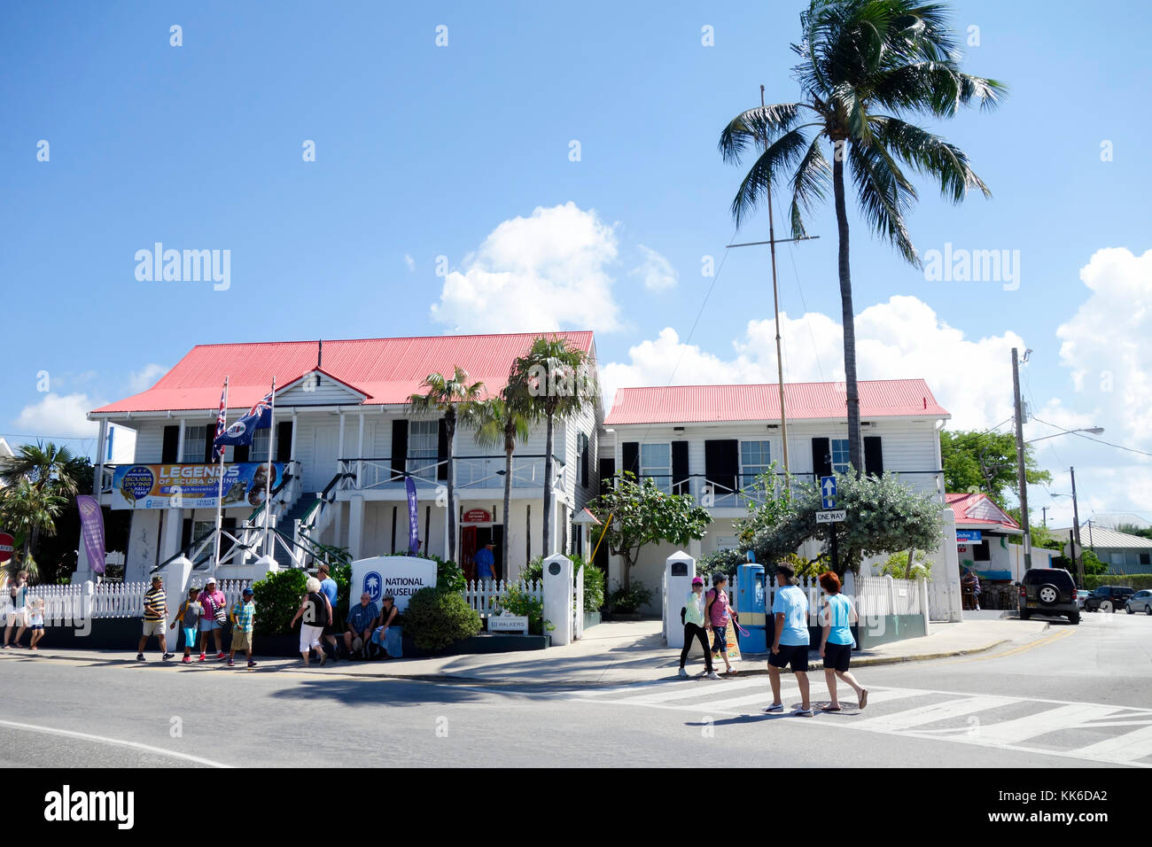 Lungomare e dal centro di Georgetown sull'isola di Grand Cayman nelle isole Cayman. Foto Stock