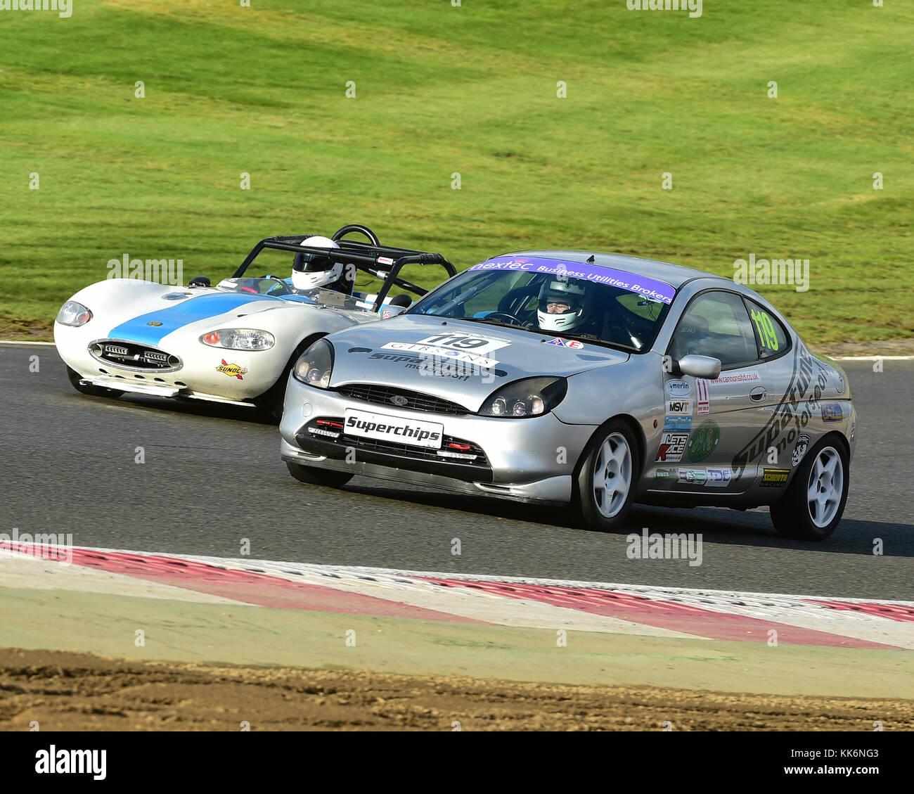Naerger, Leopold, Ford Puma, Michael Pearson, Ginetta G20, Modern Classics, Classic Sports Car Club, CSCC, Night Race Meeting, Brands Hatch, novembre Foto Stock