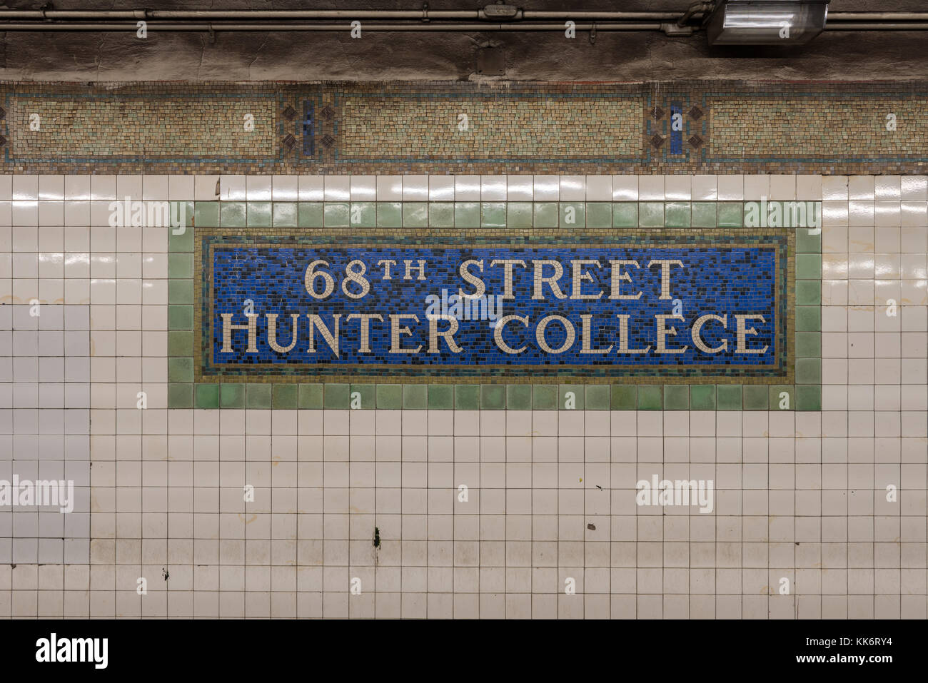 New York City - Novembre 18, 2016: sessanta ottava strada - hunter college stazione della metropolitana sulla east side di Manhattan, New York City. Foto Stock