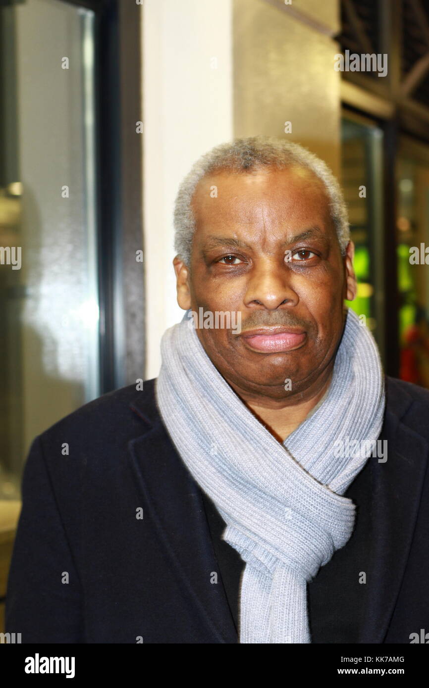 Don Warrington OBE Trinidadian nati attore britannico 28 Novembre 2017 nel terrapieno Place London. Foto Stock