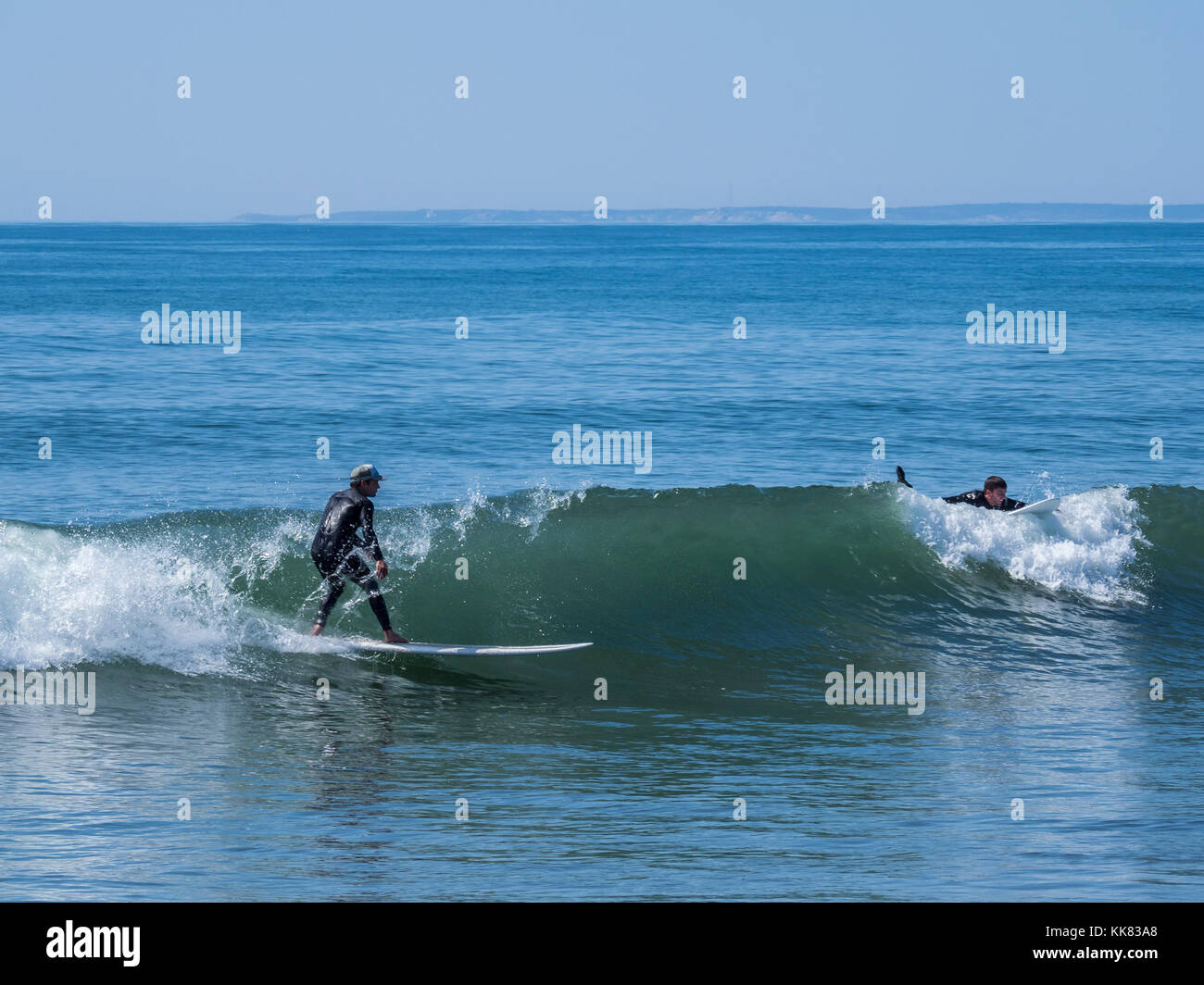 Acqua fredda surfers, Lawrencetown Beach, Lawrencetown, Nova Scotia, Canada. Foto Stock