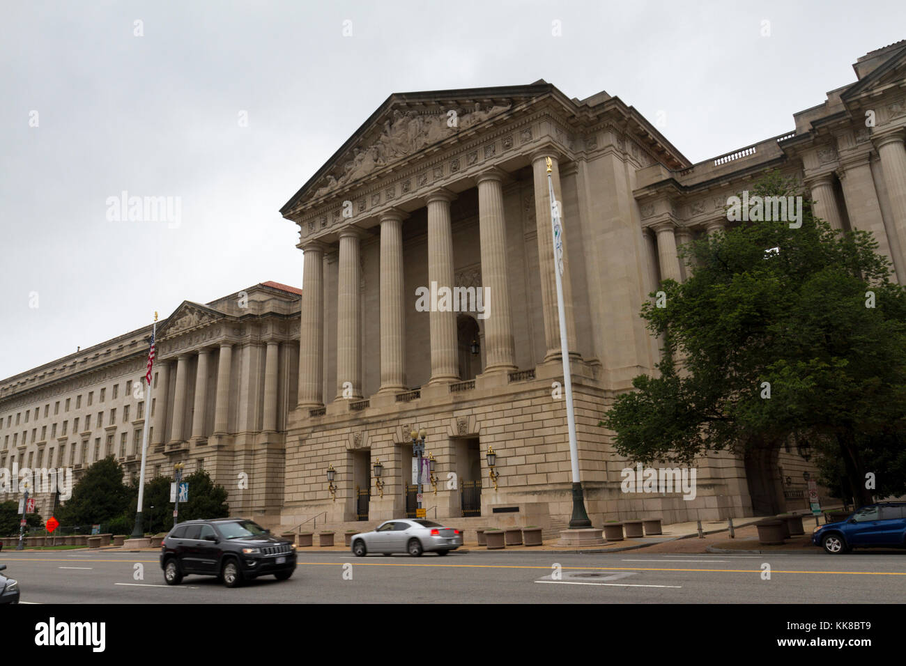 Il William Jefferson Clinton West edificio sulla costituzione Ave NW, Washington DC, Stati Uniti. Foto Stock