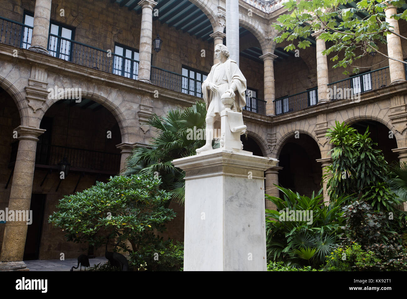 Statua di Cristoforo Colombo, il Museo della Città Museo de la Ciudad, Havana, Cuba Foto Stock
