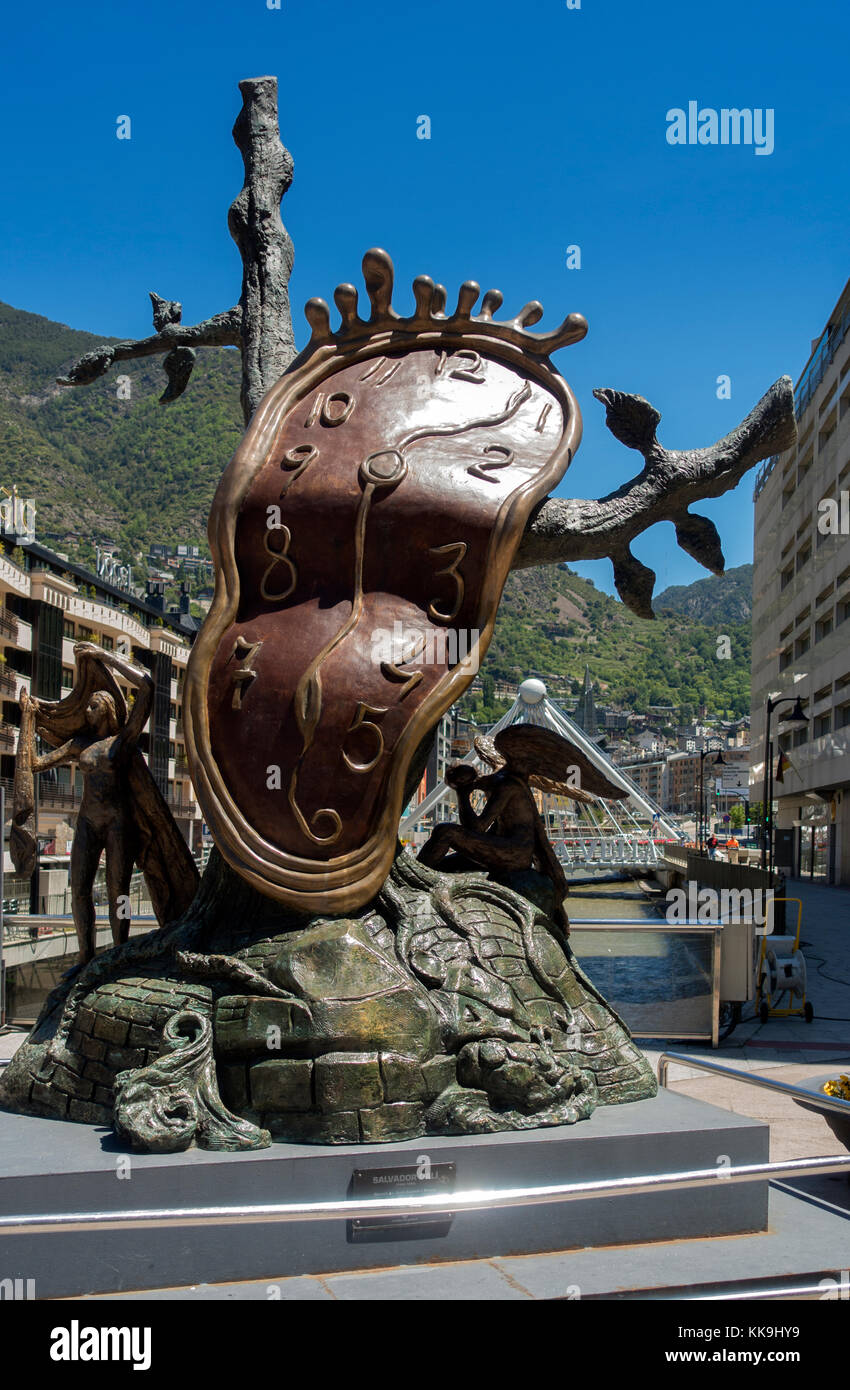 Salvador Dali scultura:Noblesse du temps.Andorra Foto Stock