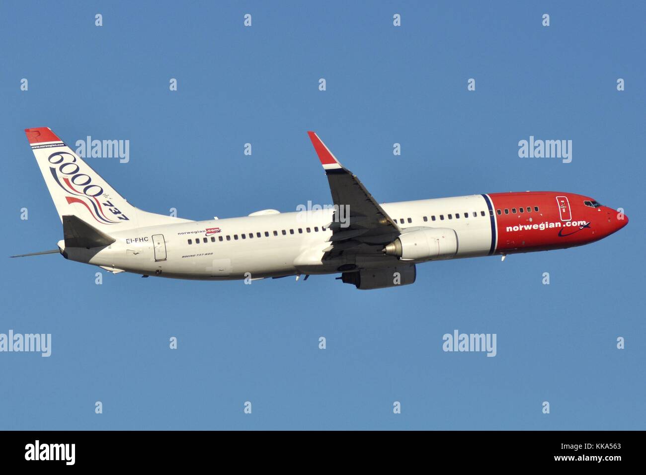 6000TH 737. ei-fhc Boeing 737-800(w) Norwegian Air international Foto Stock