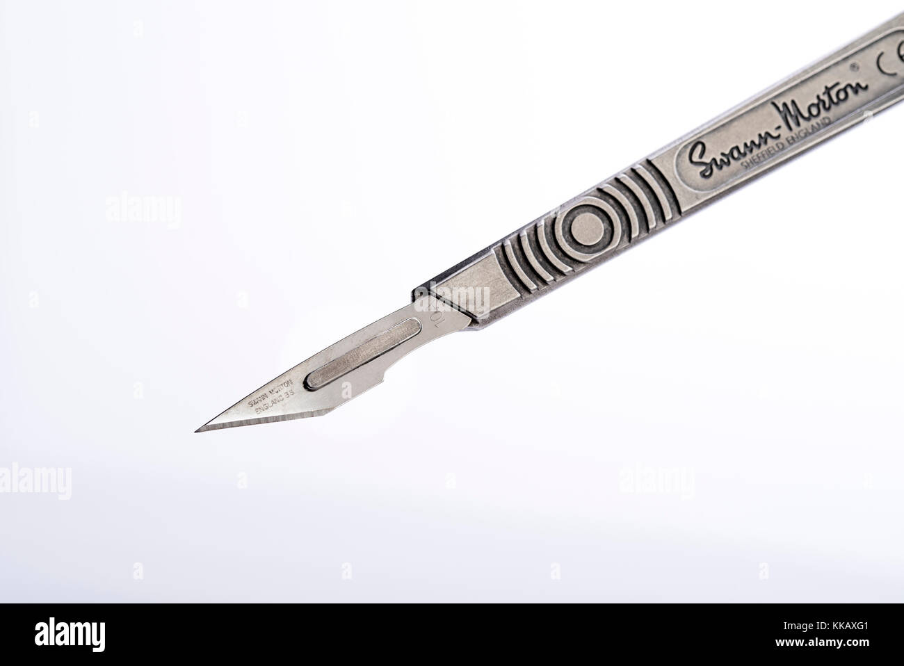 Metallo bisturi medico, Swann-Morton. Foto Stock