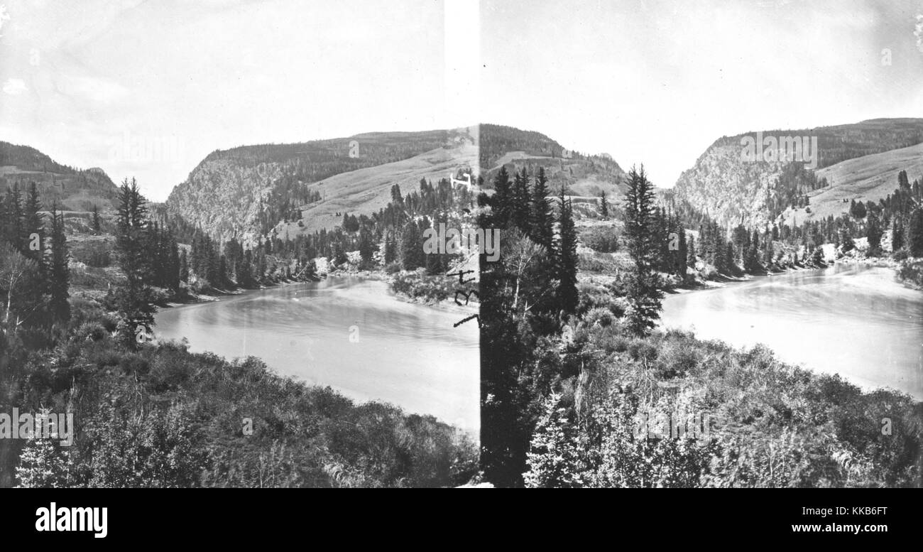 Stereografo vicino alla foce del Gore Canyon guardando lungo il fiume Colorado, Colorado. Immagine gentilmente concessa da USGS. 1874. Foto Stock