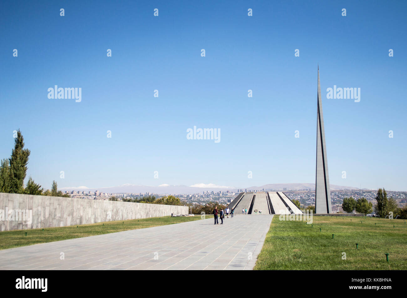 Erevan, Armenia - 8 ottobre 2017: Tsitsernakaberd - il Memoriale del genocidio armeno a Erevan, Armenia. Costruito nel 1967. Foto Stock
