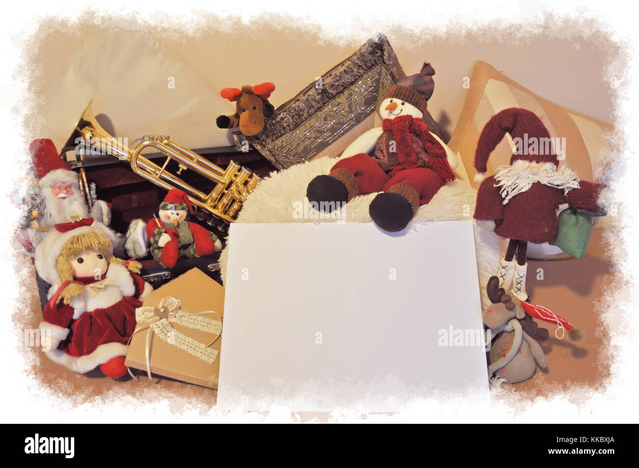 Scheda di Natale con bambole-decorazione di Natale-christmas background-con posto per auguri Foto Stock