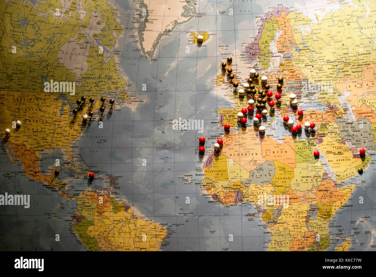 Immagine della mappa del mondo concetto di viaggio con molte