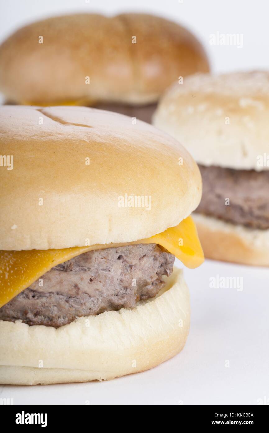 Gustoso hamburger girato in studio Foto Stock