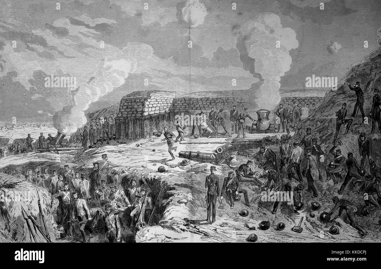 Foto del tempo di 1855, il bombardamento di Sebastopol o Sevastopol in  Guerra di Crimea 1853-56, Malta batteria dell'inglese, a sinistra della  Karabelnaya Gorge. In primo piano delle colline di osservazione, Russia,