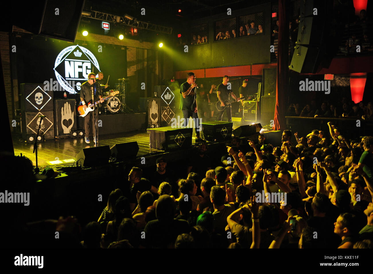 Fort Lauderdale FL - 14 ottobre: ian grushka, Jordan pundik, cyrus bolooki, Chad gilbert dei New Found Glory esegue alla rivoluzione di Ottobre 14, 2015 a Fort Lauderdale, Florida persone: ian grushka, Jordan pundik, cyrus bolooki, Chad gilbert Foto Stock