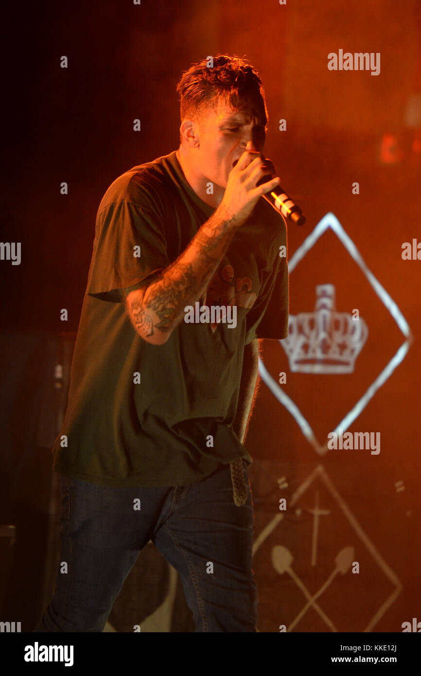 FORT LAUDERDALE FL - 14 OTTOBRE: Jordan Pundik of New Found Glory si esibisce al Revolution il 14 ottobre 2015 a Fort Lauderdale, Florida People: Jordan Pundik Foto Stock