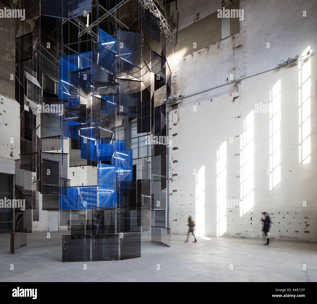 Caldaia casa 20m x 20m dello spazio espositivo. Kindl Centro per l Arte Contemporanea, Berlino, Germania. Architetto: grisard'Architektur eth isa, 2017. Foto Stock