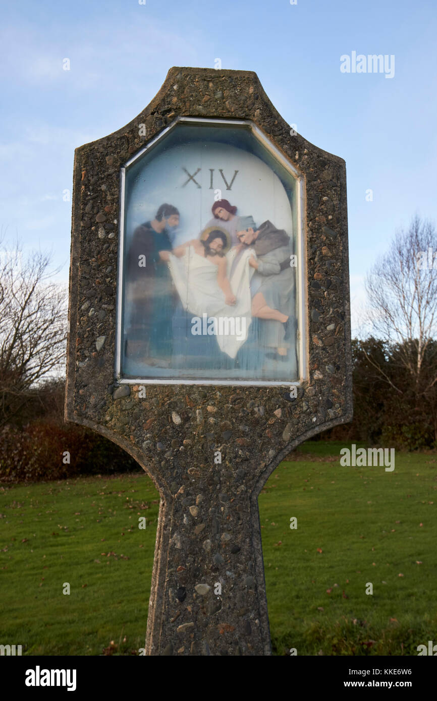 Quattordicesima Stazione del cross st brigids santuario County Louth Repubblica di Irlanda Foto Stock
