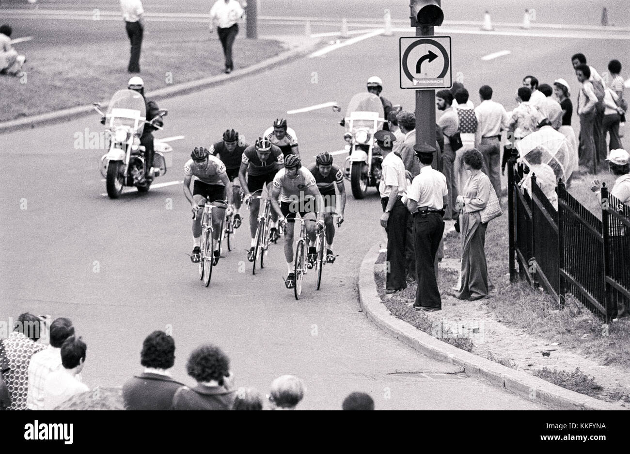 Uomini in bicicletta da corsa su strada al 1976 Olimpiadi estive, Montreal, Canada Foto Stock