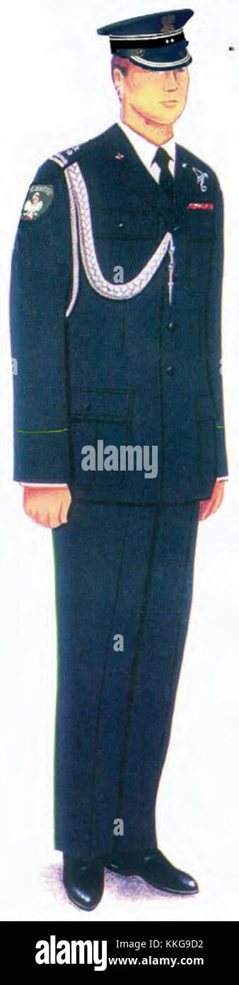 Mundur galowy SG 31 si riferisce a un'uniforme cerimoniale indossata dalla SG (så‚uÅ¼ba Graniczna) o Guardia di frontiera della Polonia. Questa uniforme è indossata per le occasioni formali e rappresenta il codice di abbigliamento ufficiale della Guardia di frontiera. Foto Stock