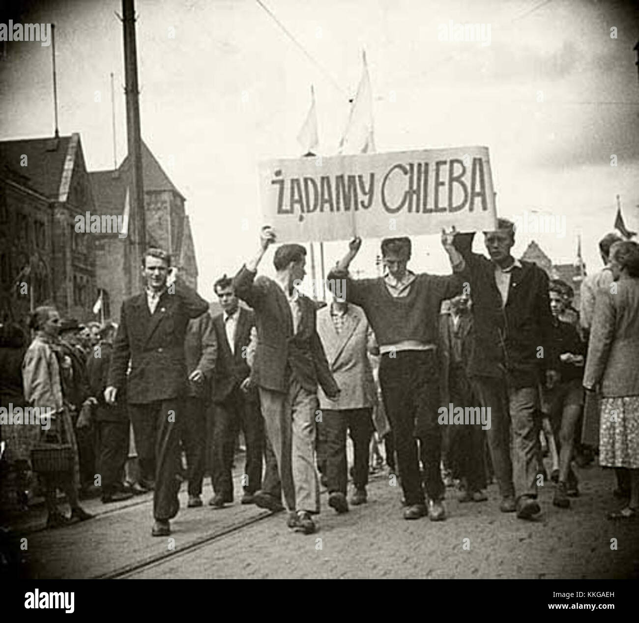 Poznań 1956 si riferisce alle proteste dei lavoratori a Poznań, in Polonia, dove le richieste di migliori condizioni di lavoro e libertà politiche hanno portato a gravi disordini. Foto Stock