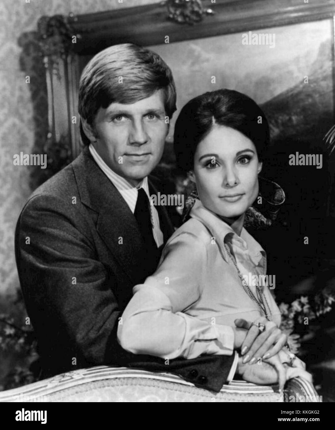 Gary Collins e Catherine Ferrar appaiono nel film TV del 1972 "il sesto senso", un thriller psicologico che esplora le attività paranormali e il mistero. Foto Stock