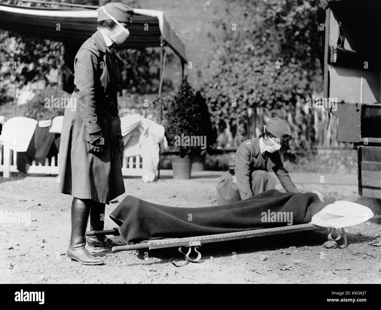 L'epidemia di influenza del 1918 è stata una pandemia globale che ha colpito milioni di persone in tutto il mondo. È stata una delle pandemie più letali della storia, con un impatto significativo sulla salute pubblica, sulla società e sulle economie globali. Foto Stock