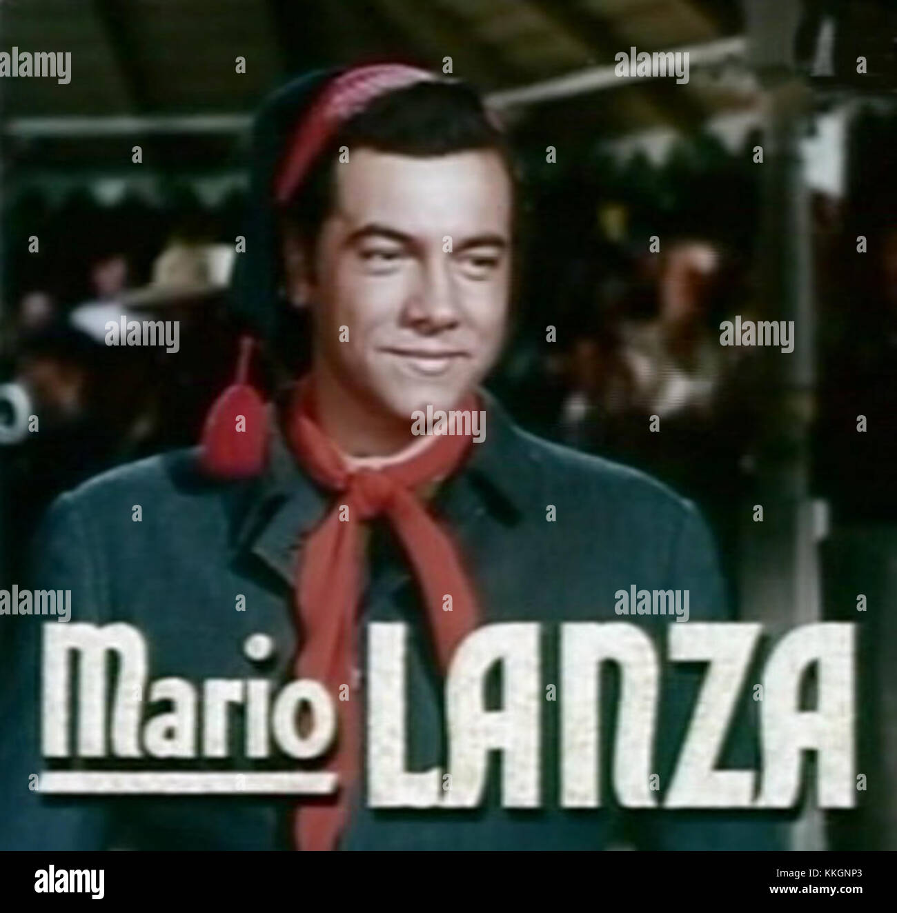 Mario Lanza è protagonista di "The toast of New Orleans", un film musicale del 1950 in cui interpreta un cantante che cerca di raggiungere la fama. Il trailer mette in evidenza la potente voce di Lanza e gli elementi romantici e musicali del film. Foto Stock