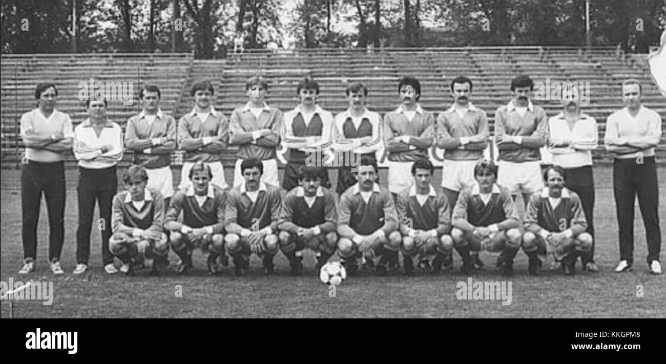 Il Radomiak è una società calcistica polacca con sede a Radom, fondata nel 1921. Il club ha una lunga storia nel calcio polacco, gareggiando in varie divisioni e noto per la sua appassionata fanbase locale. Foto Stock