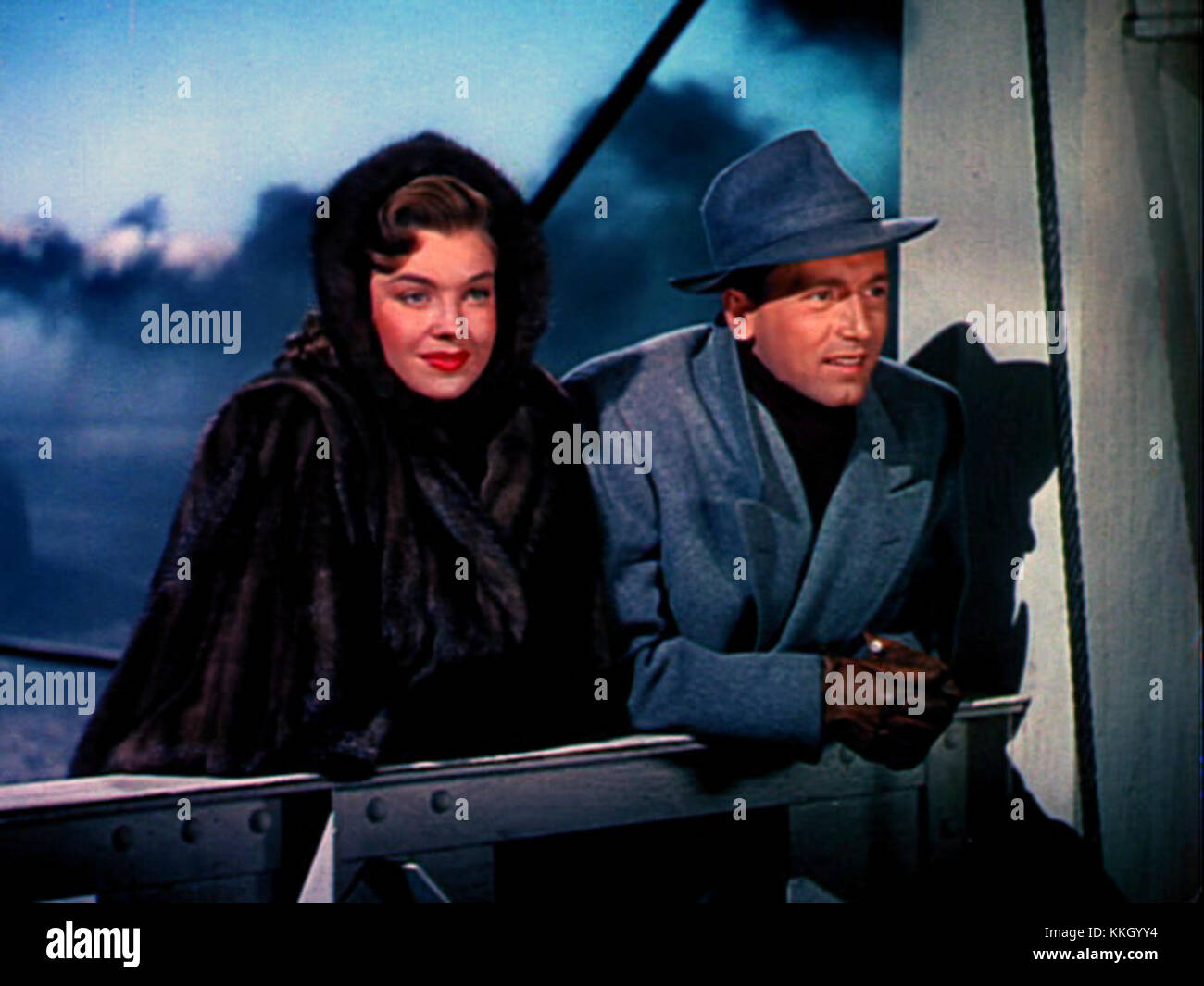 Questo titolo fa riferimento a un lavoro che coinvolge Esther Williams e Johnny Johnston, probabilmente da un film o una performance musicale. Suggerisce un momento nostalgico o iconico che coinvolge queste due figure nell'intrattenimento. Foto Stock