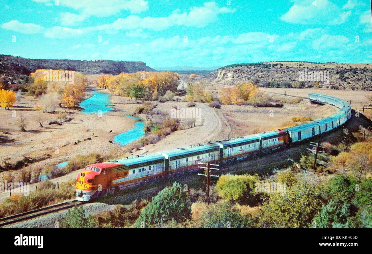 El Capitan era un treno passeggeri gestito dalla Atchison, Topeka and Santa Fe Railway tra Chicago e Los Angeles dal 1938 al 1973. Negli anni '1950, era dotato di vagoni ferroviari a doppio piano di alto livello, tra cui pullman, lounge car e ristorante, per migliorare il comfort dei passeggeri. Foto Stock
