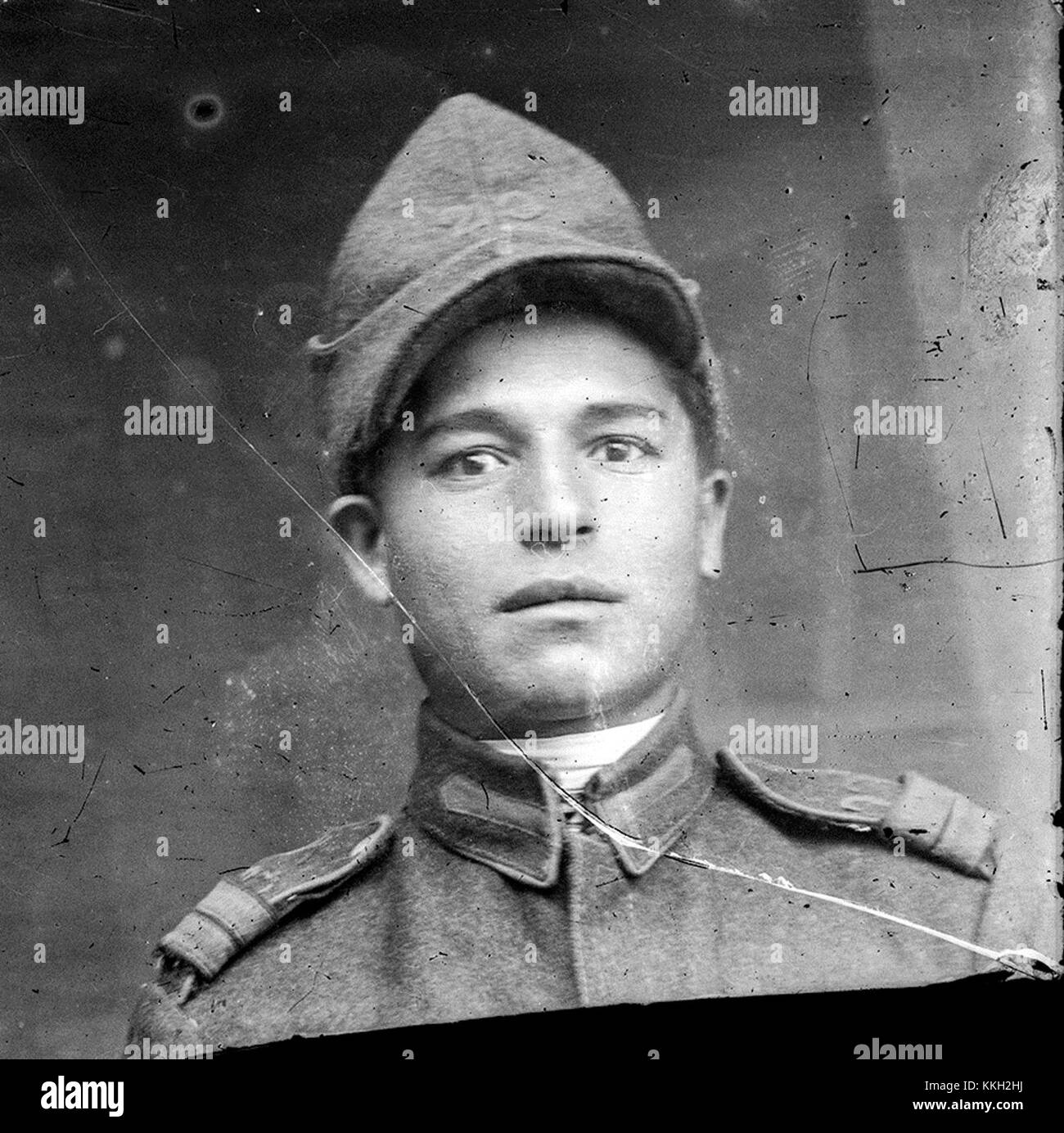 Questa immagine fa riferimento al 23° reggimento di fanteria rumeno, un'unità militare con un significato storico nella storia militare della Romania. Foto Stock