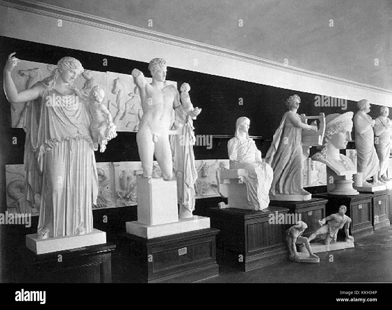 Il Gabinetto di Belle Arti della vecchia Università di Mosca è una collezione storica che espone preziose opere d'arte. Svolge un ruolo significativo nel patrimonio culturale russo e nella storia dell'arte. Foto Stock