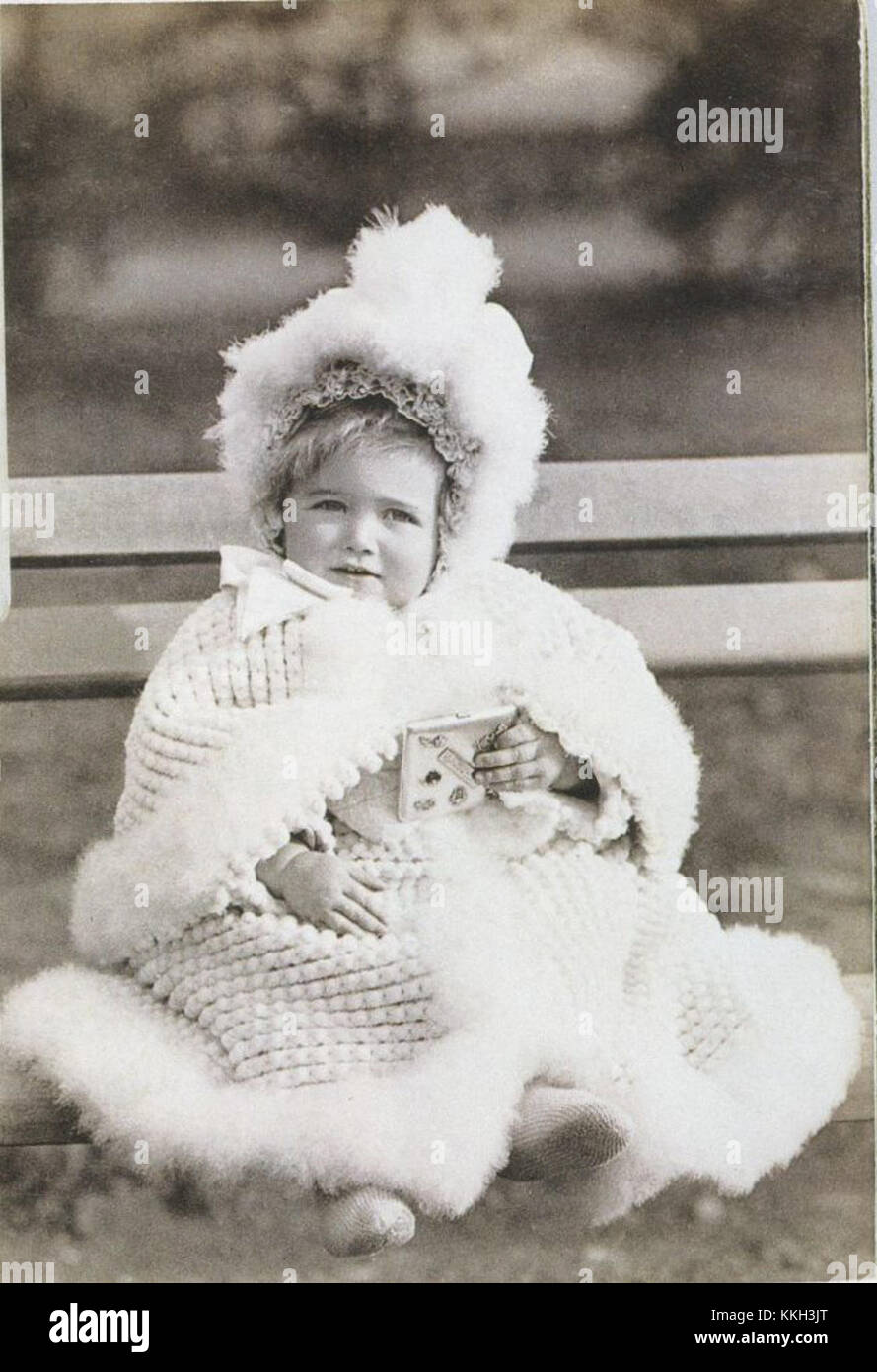 Ritratto della granduchessa Maria Nikolaevna di Russia da bambina, nata nel 1899, figlia dello zar Nicola II, evidenziando i suoi primi anni prima della rivoluzione russa. Foto Stock