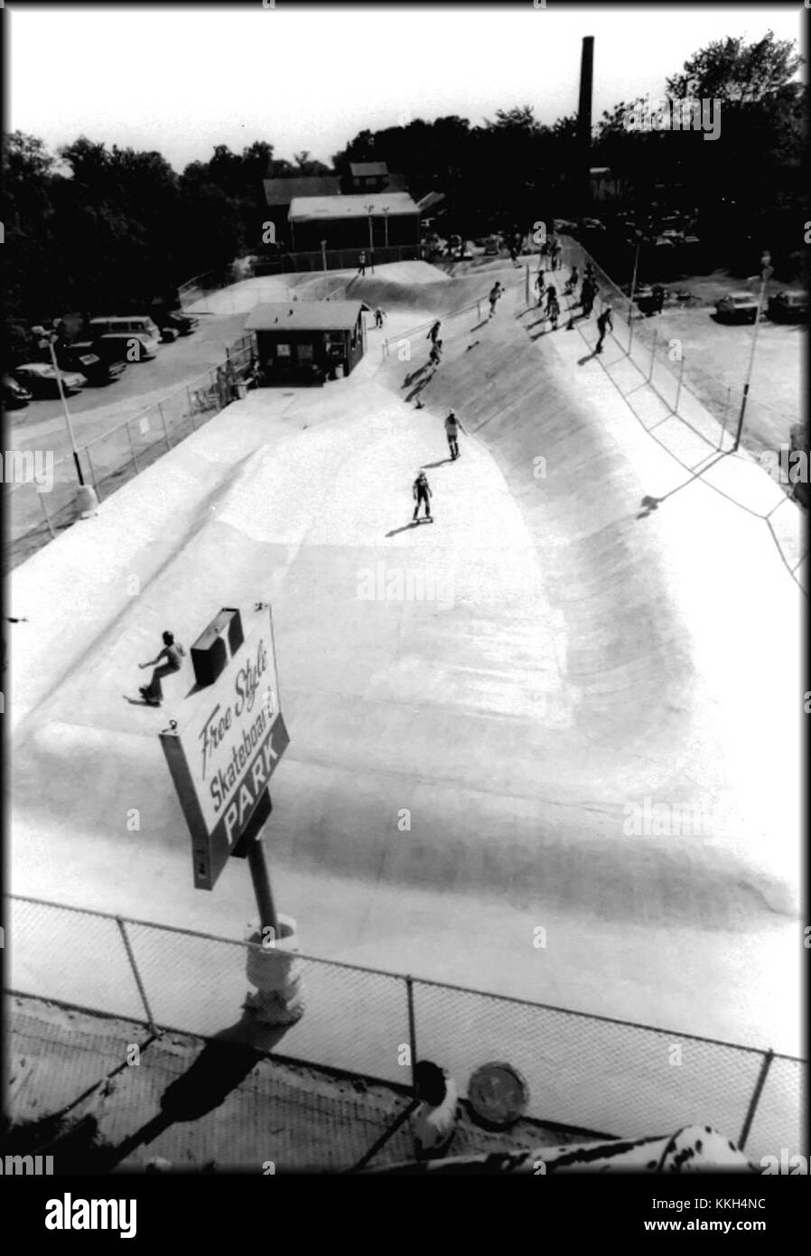 Il Freestyle Skate Park, costruito nel Maryland nel 1977, è un luogo pionieristico per lo skateboard. Progettato da John E. Bittner, il parco divenne un luogo popolare per gli skateboard, contribuendo alla crescita della cultura dello skateboard alla fine del XX secolo. Foto Stock