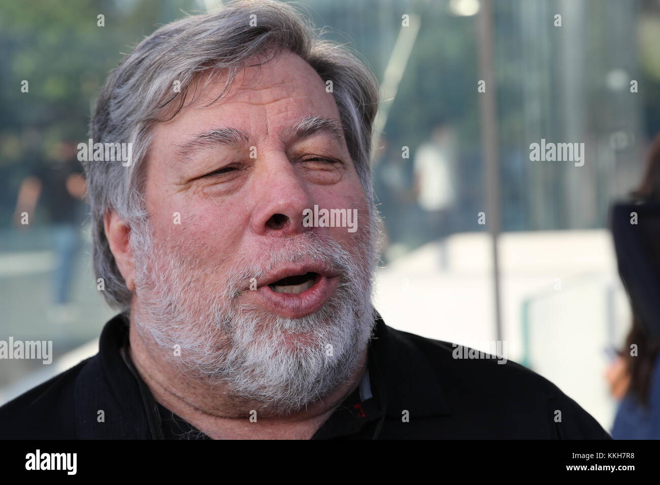 Cupertino, Stati Uniti d'America. Xii Sep, 2017. Apple co-fondatore Steve  Wozniak parla ai giornalisti per la presentazione del nuovo iphone x a  Cupertino, Stati Uniti, 12 settembre 2017. Come un giovane uomo,