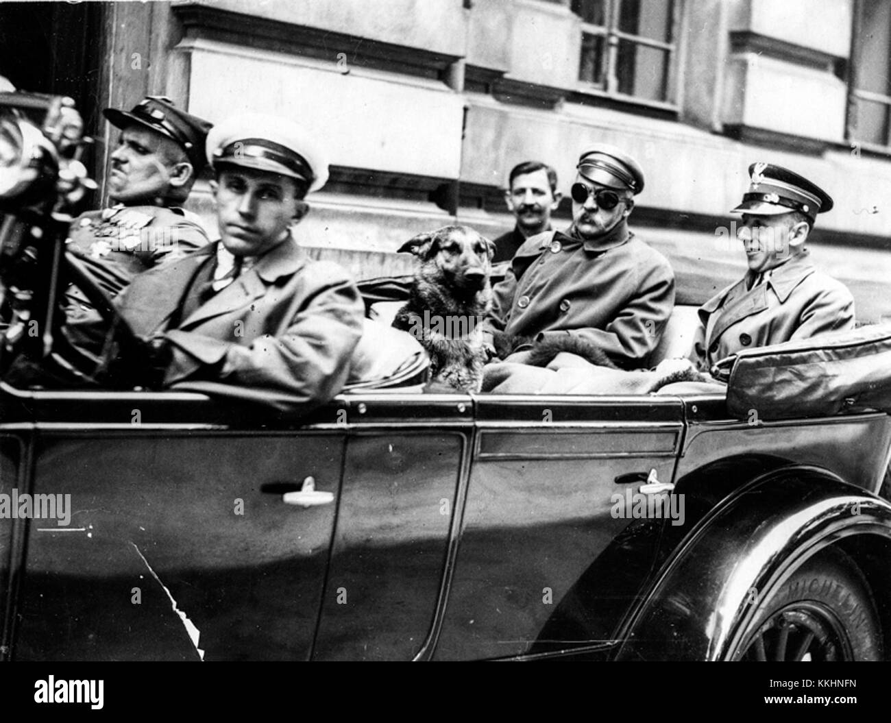 Narodowe Archiwum Cyfrowe (Archivio digitale nazionale) è un archivio digitale in Polonia che conserva documenti storici, foto e documenti culturali, fornendo accesso al patrimonio nazionale polacco. Foto Stock