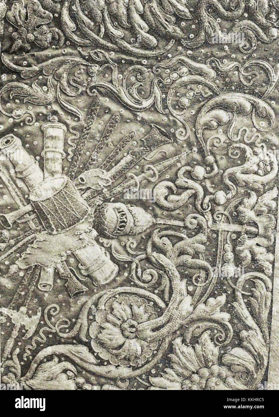 Questo chasuble fa parte di una collezione reale ed è noto per il suo design intricato e il valore storico. Riflette l'artigianato del suo tempo, offrendo approfondimenti sull'abbigliamento reale e sull'abito cerimoniale. Foto Stock